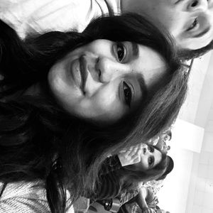 Meet your Posher, Liz